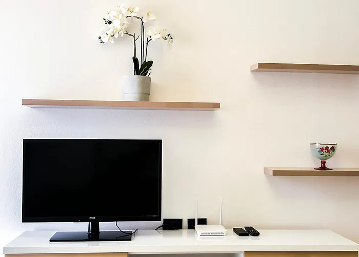 Velvet Horizon Retreat H13 Apartment *