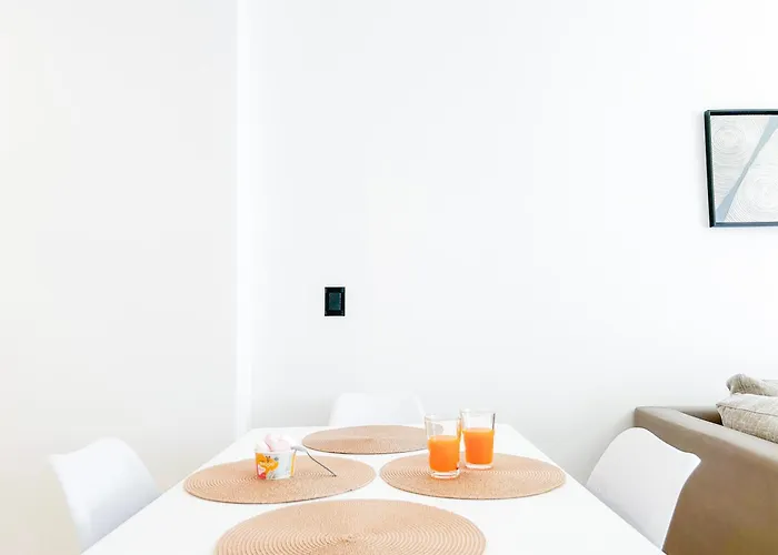 Apartment Velvet Horizon Retreat H13 Golem (Tirana)