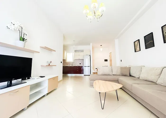 Velvet Horizon Retreat H13 Apartment