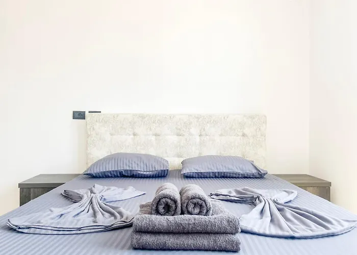 Velvet Horizon Retreat H13